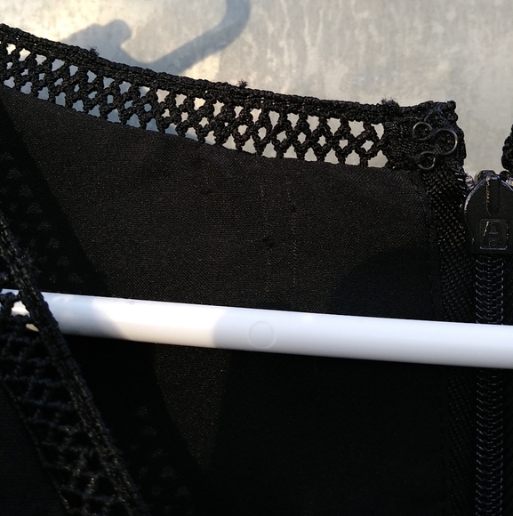 NWT Tahari Sam Dress - Picture 4 of 5